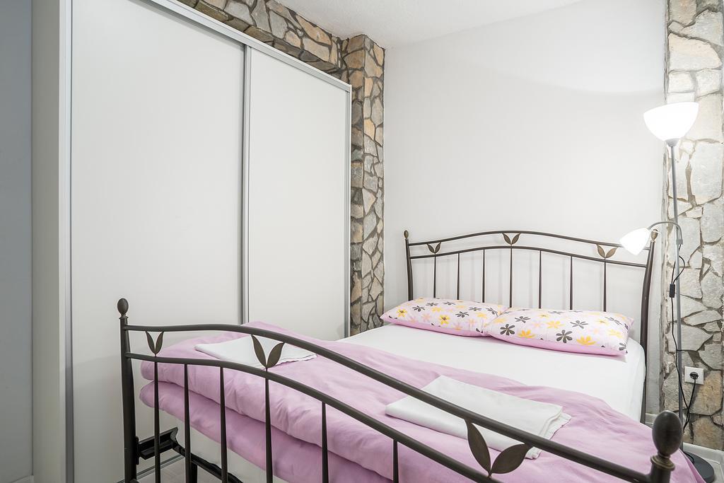 Apartments Sara Hvar Town Room photo